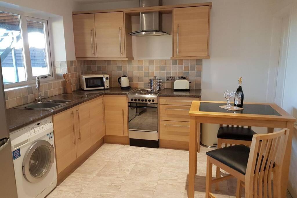 Sister'S Apartment 래넬리 외부 사진